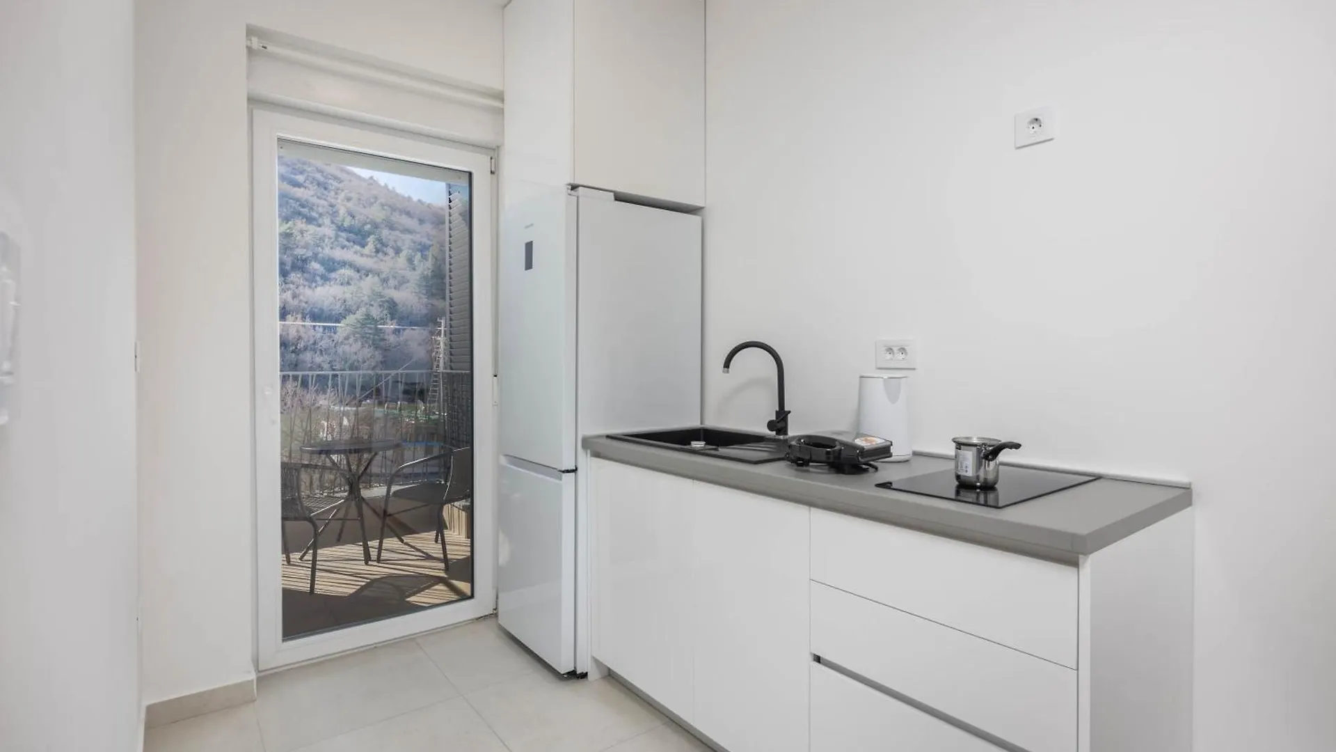 Seafront Villa Andrijana - Happy Rentals Plomin 0*,