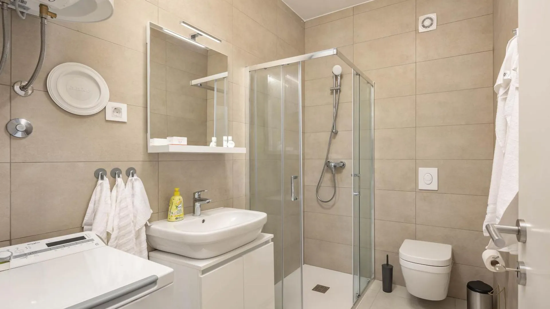 Seafront Villa Andrijana - Happy Rentals Plomin Apartment