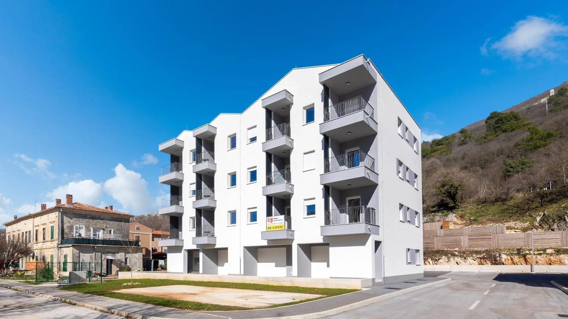 Seafront Villa Andrijana - Happy Rentals Plomin